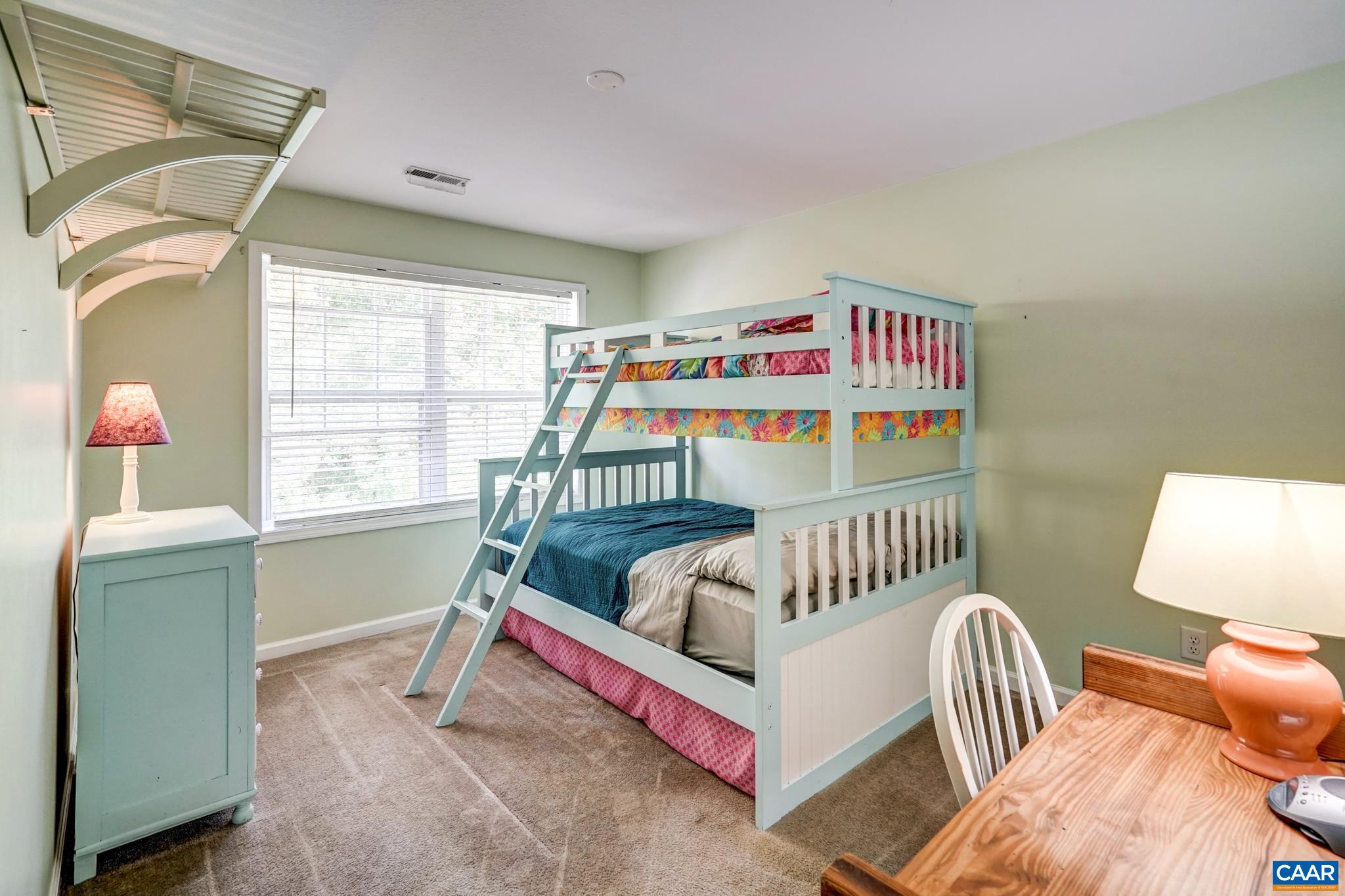 146 SHANNON GLEN DR