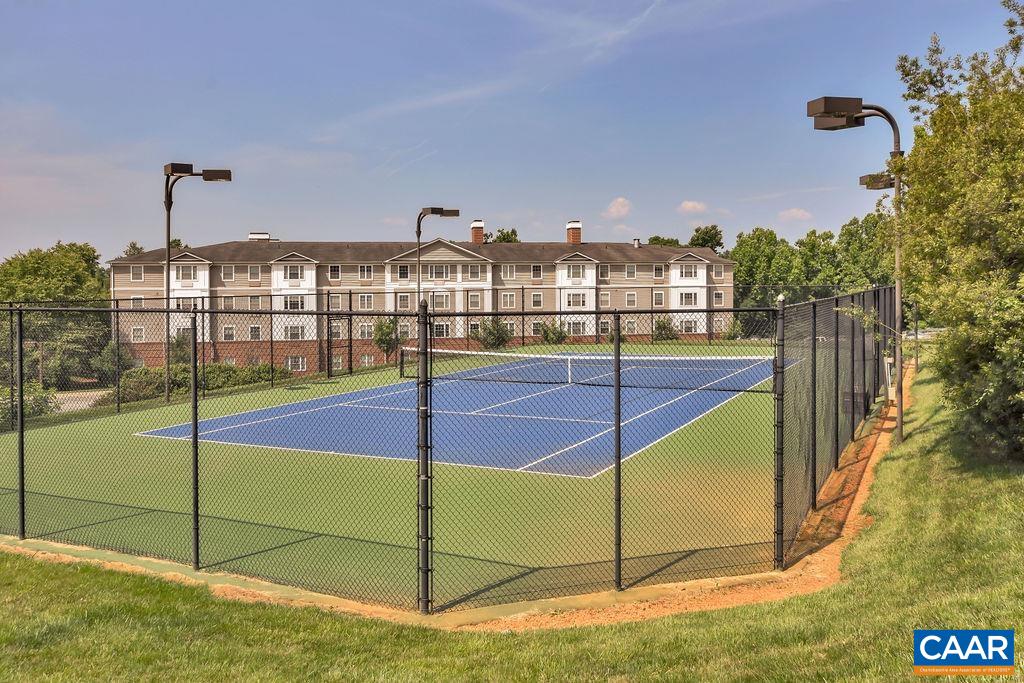 1035 WEYBRIDGE CT Unit: 104