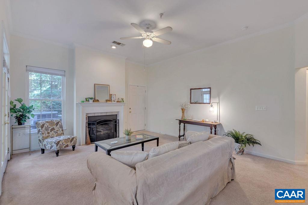 1035 WEYBRIDGE CT Unit: 104