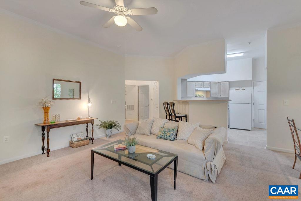 1035 WEYBRIDGE CT Unit: 104
