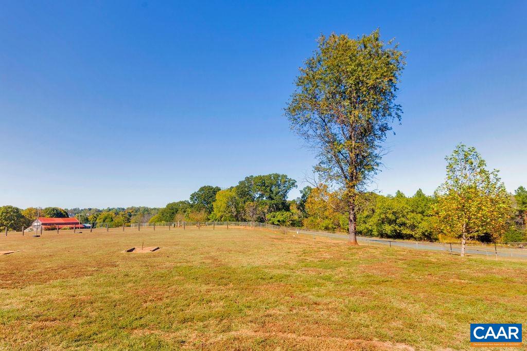 1035 WEYBRIDGE CT Unit: 104