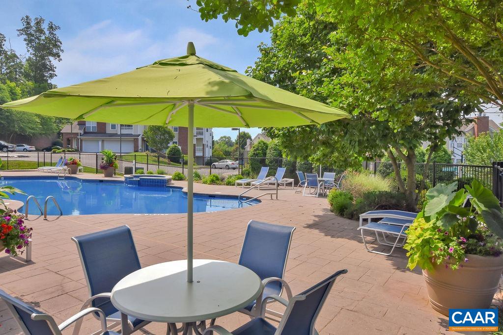 1035 WEYBRIDGE CT Unit: 104