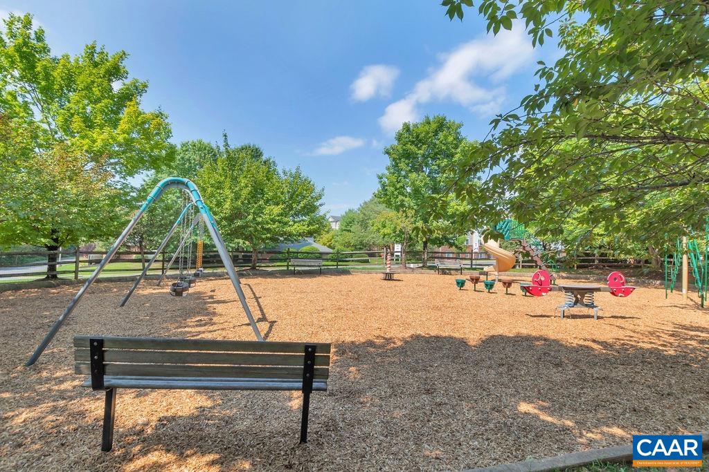 1035 WEYBRIDGE CT Unit: 104