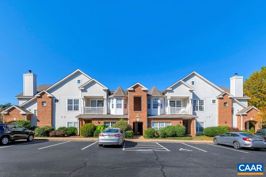1035 WEYBRIDGE CT Unit: 104