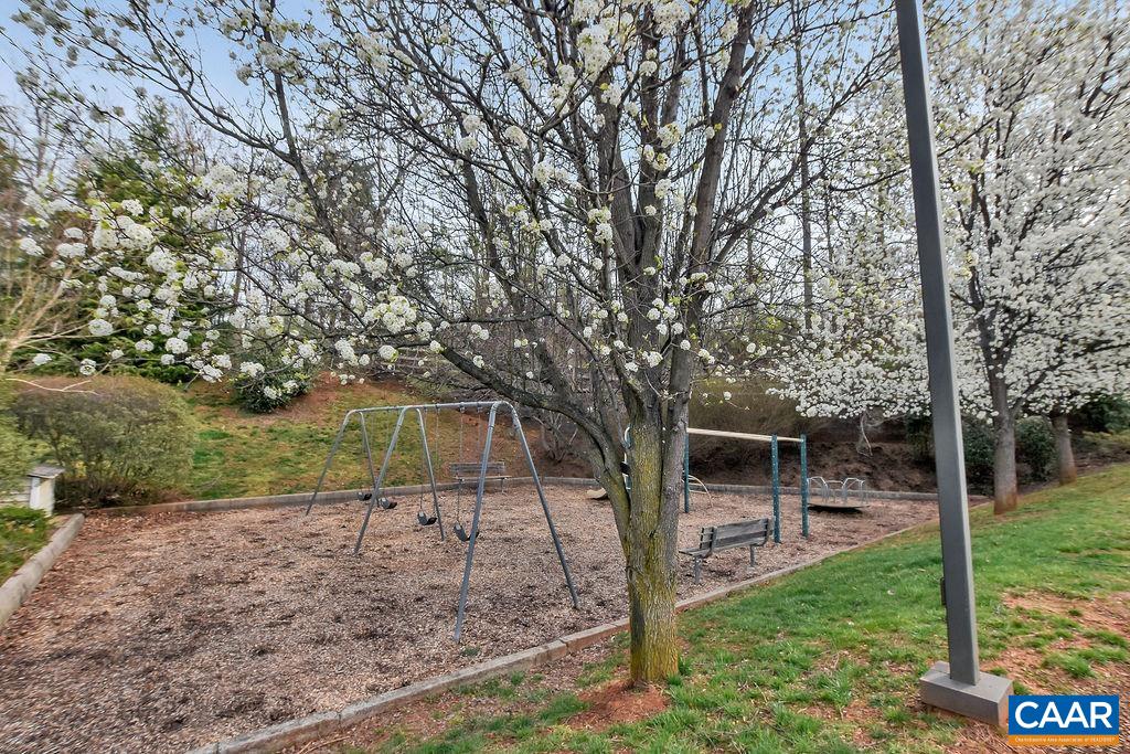 1035 WEYBRIDGE CT Unit: 104