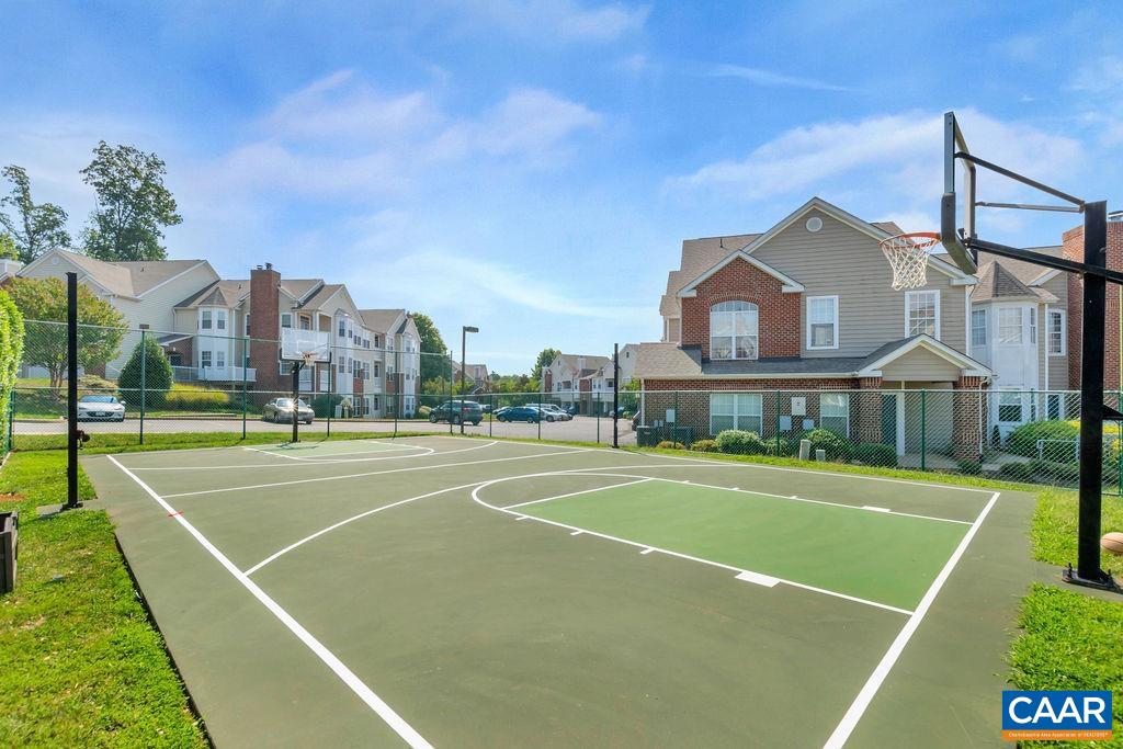 1035 WEYBRIDGE CT Unit: 104
