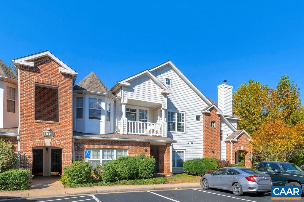 1035 WEYBRIDGE CT Unit: 104