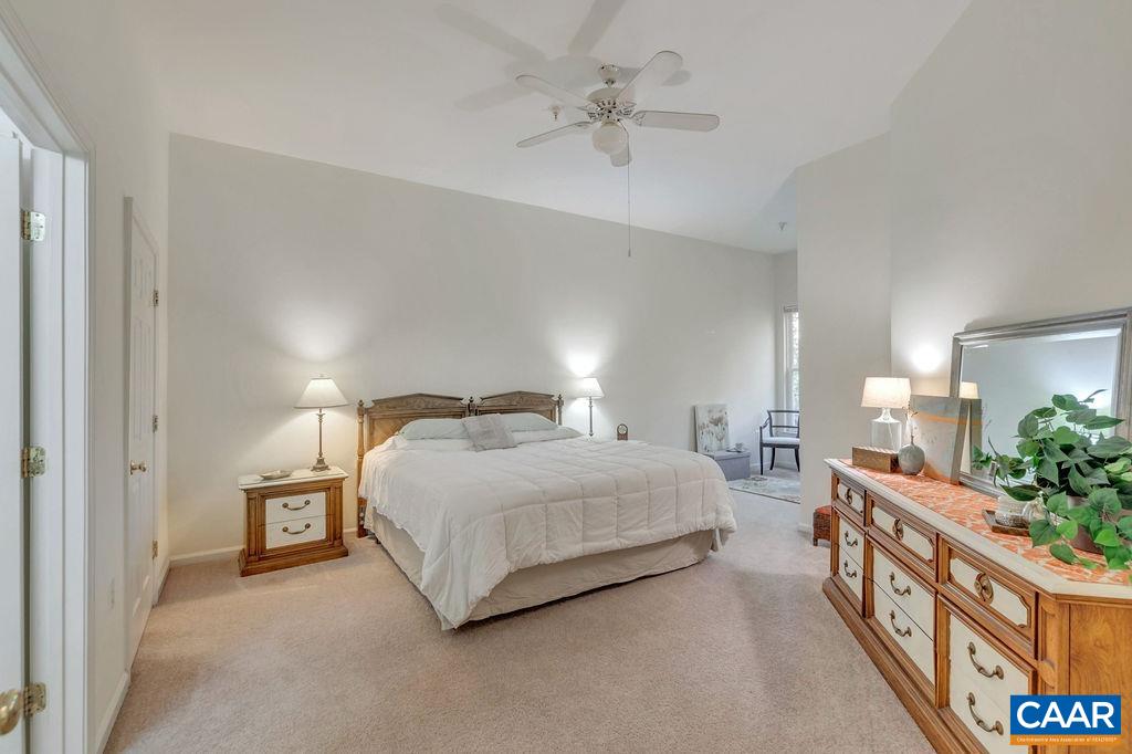1035 WEYBRIDGE CT Unit: 104