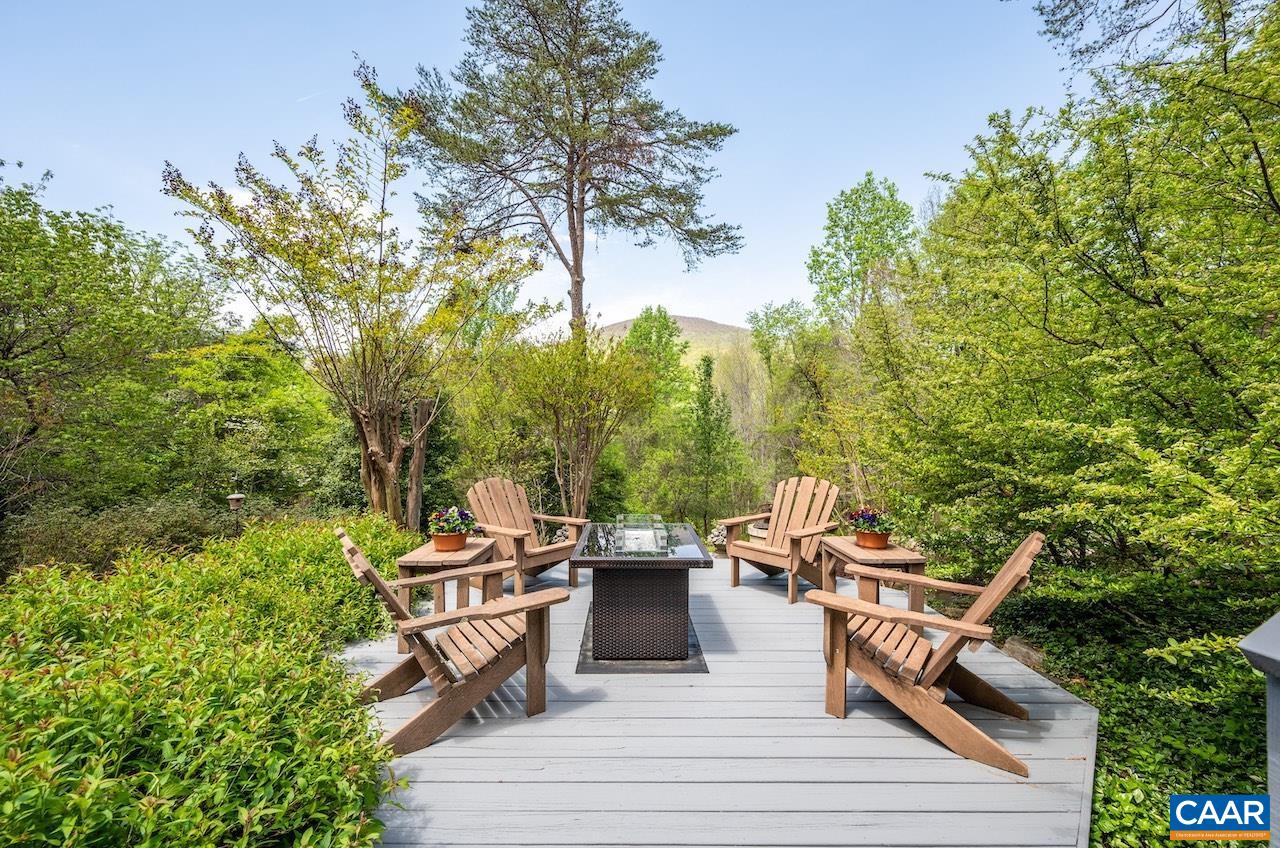345 STONEY CREEK EAST
