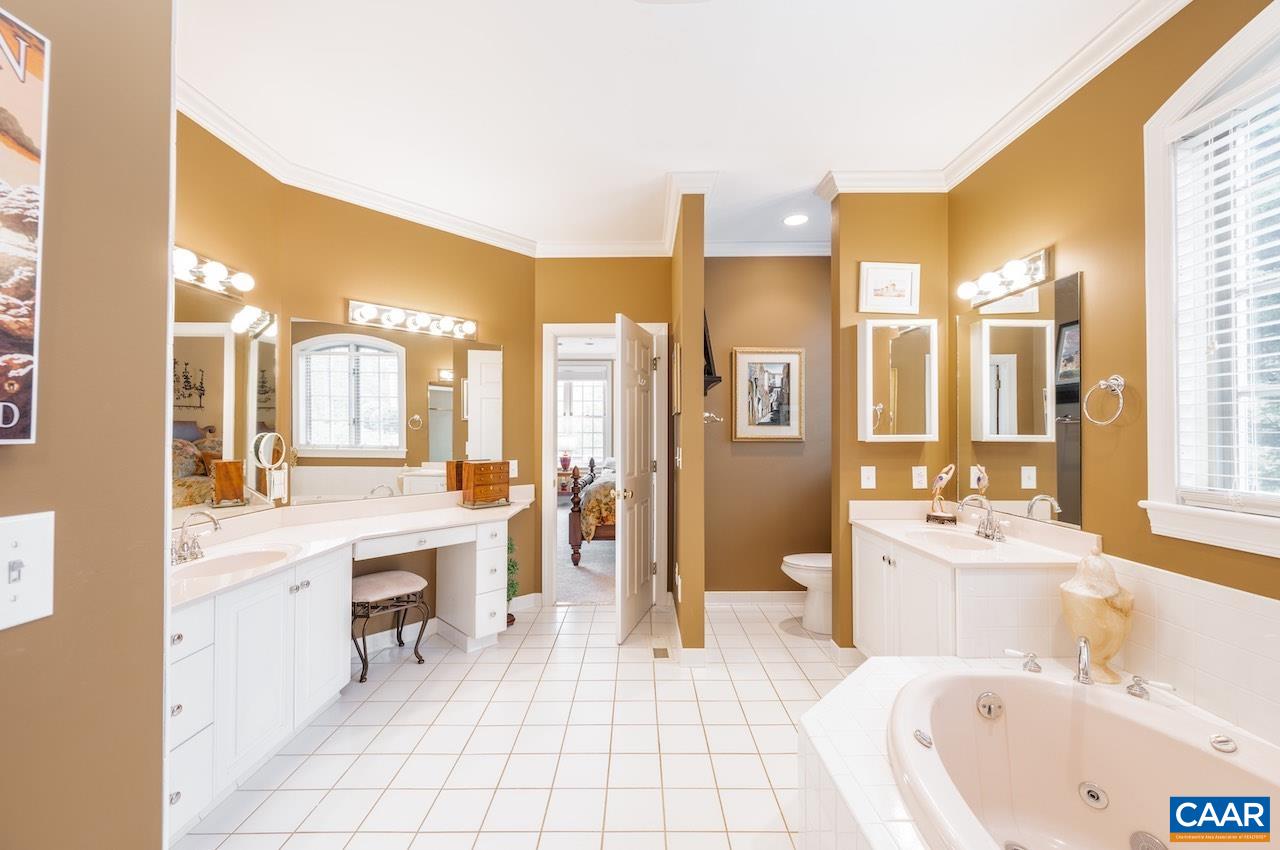 345 STONEY CREEK EAST