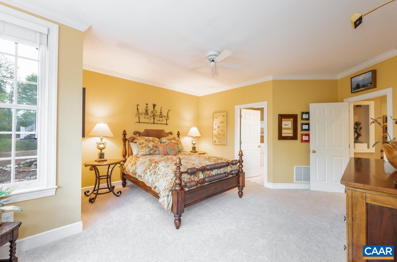 345 STONEY CREEK EAST