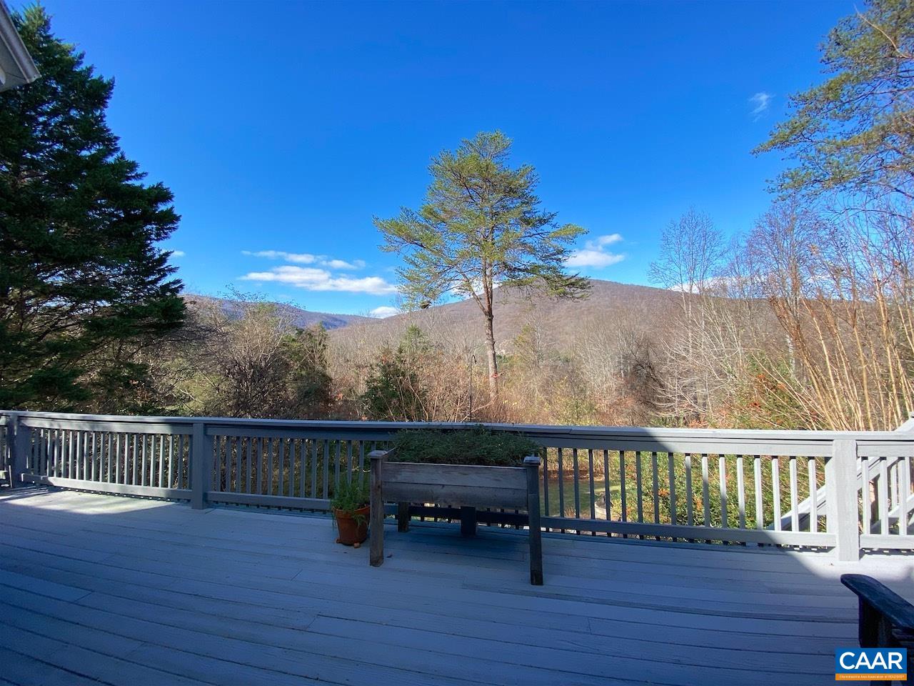 345 STONEY CREEK EAST
