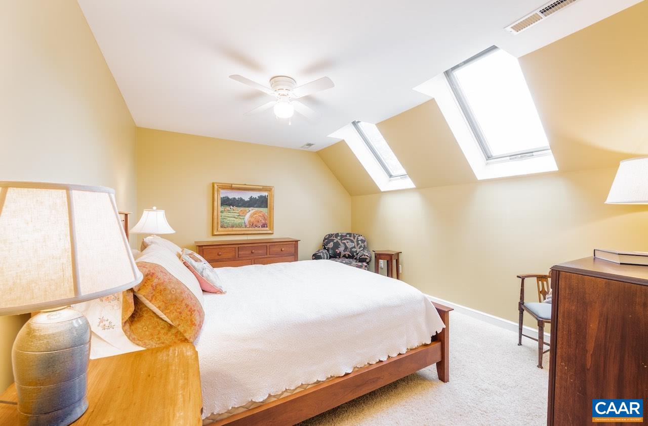 345 STONEY CREEK EAST