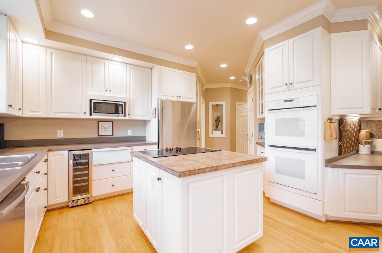 345 STONEY CREEK EAST