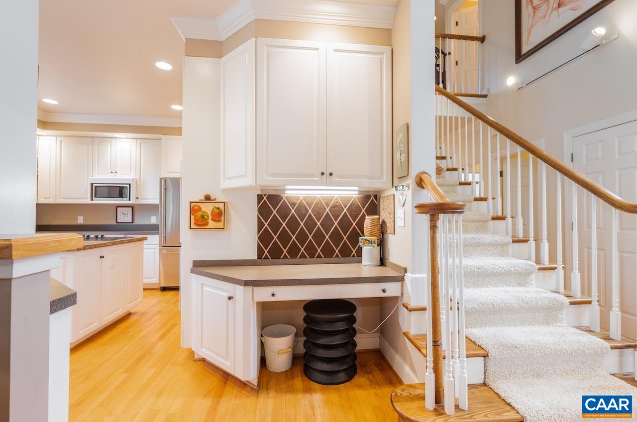 345 STONEY CREEK EAST