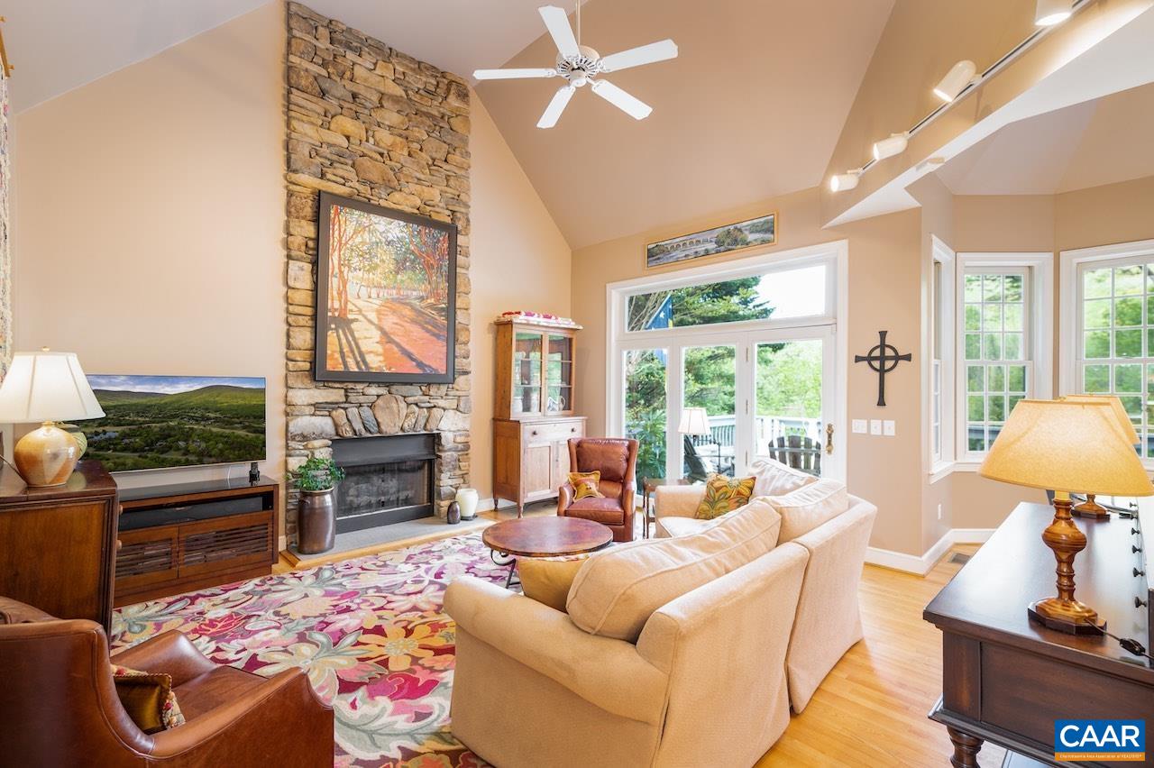 345 STONEY CREEK EAST