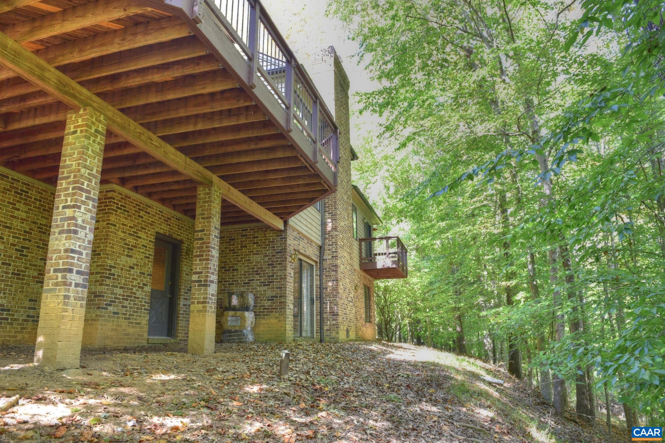 1088 BLACKBURN BLUFF