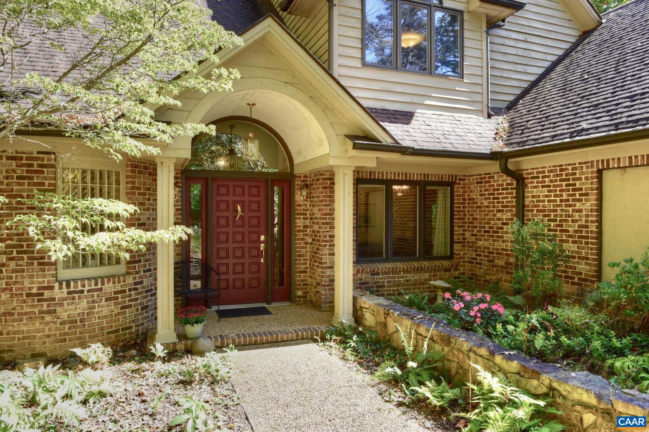 1088 BLACKBURN BLUFF