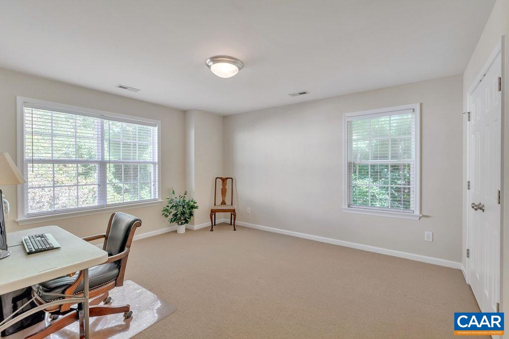 321 QUARRY RD