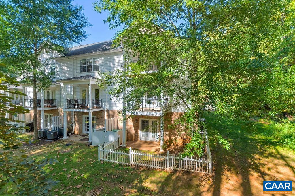 321 QUARRY RD