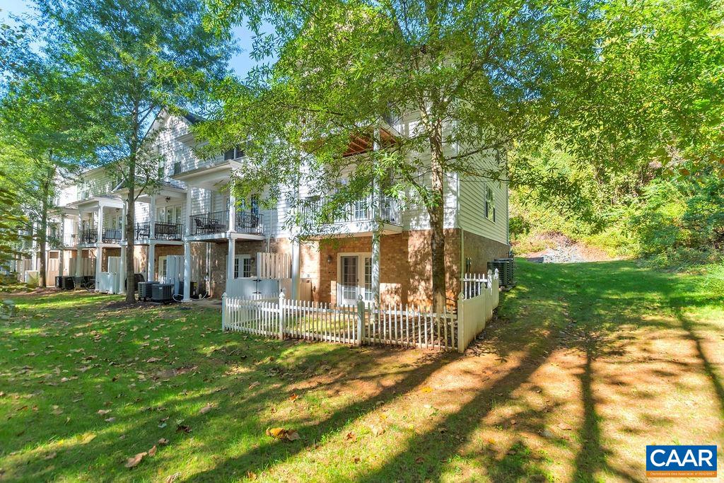 321 QUARRY RD