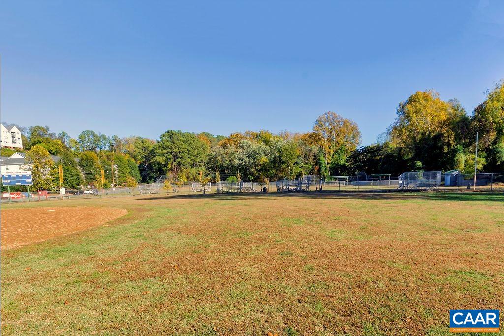 321 QUARRY RD