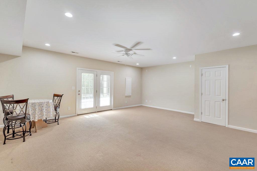 321 QUARRY RD