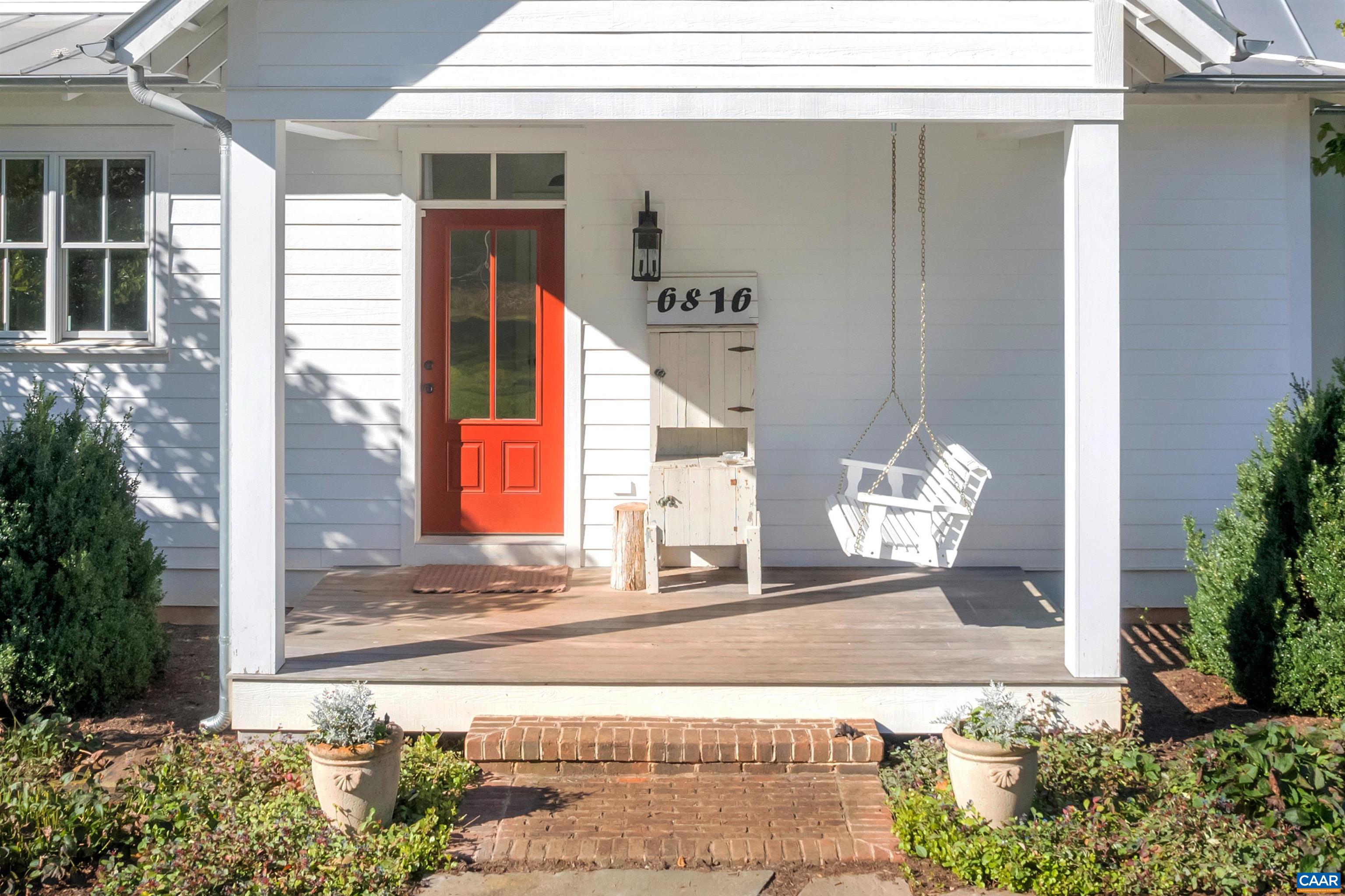 6816 RD