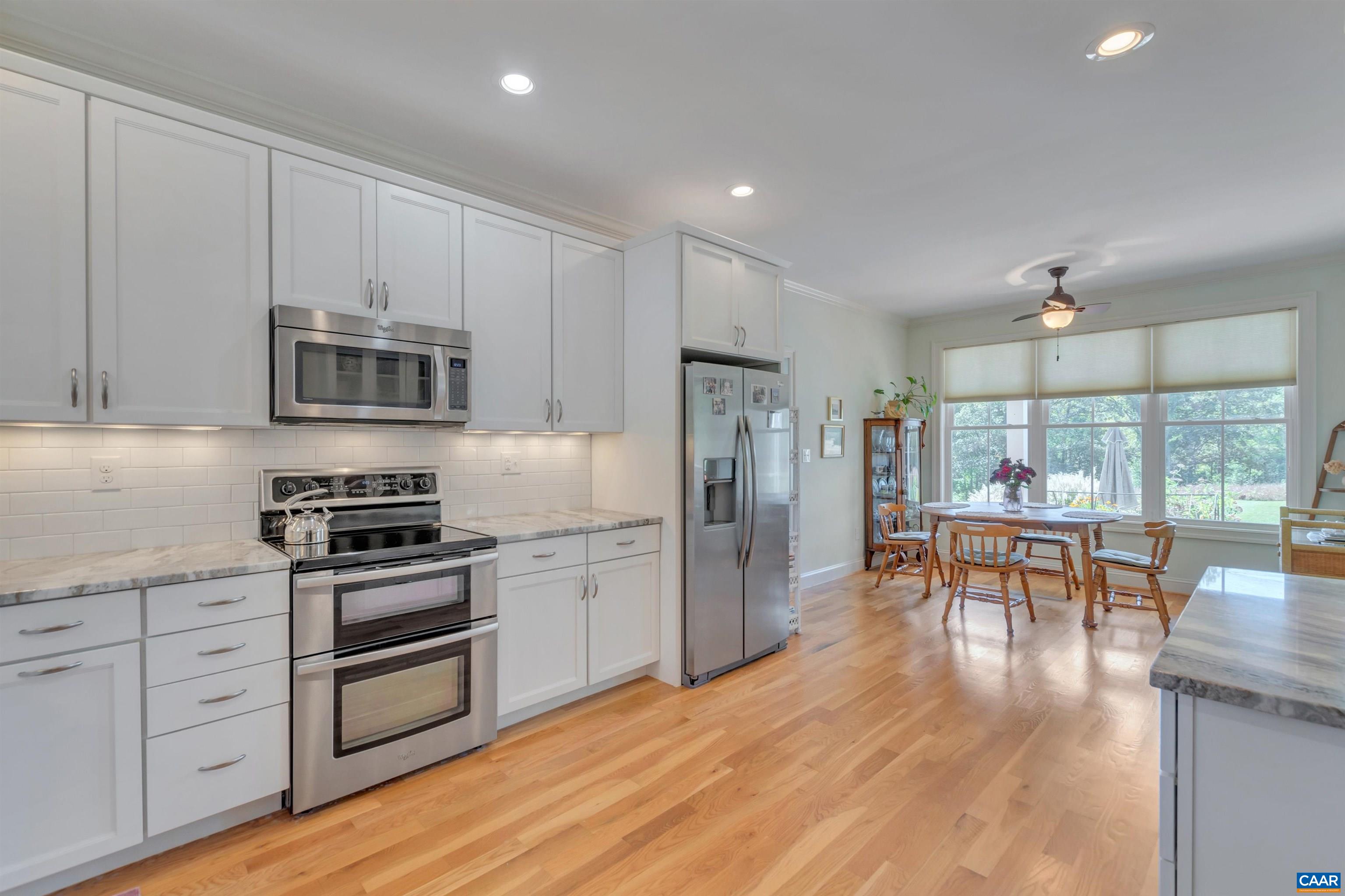 6818 RD