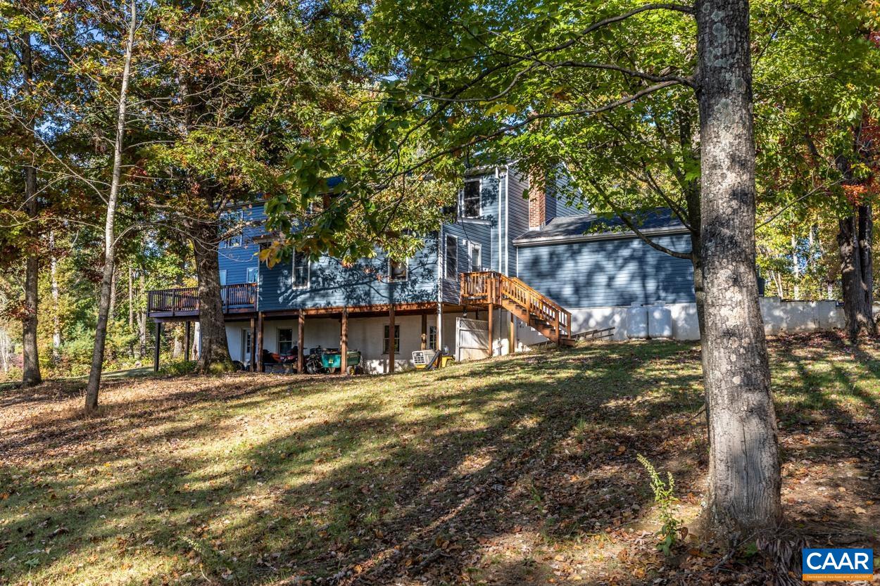435 COURTHOUSE MOUNTAIN RD
