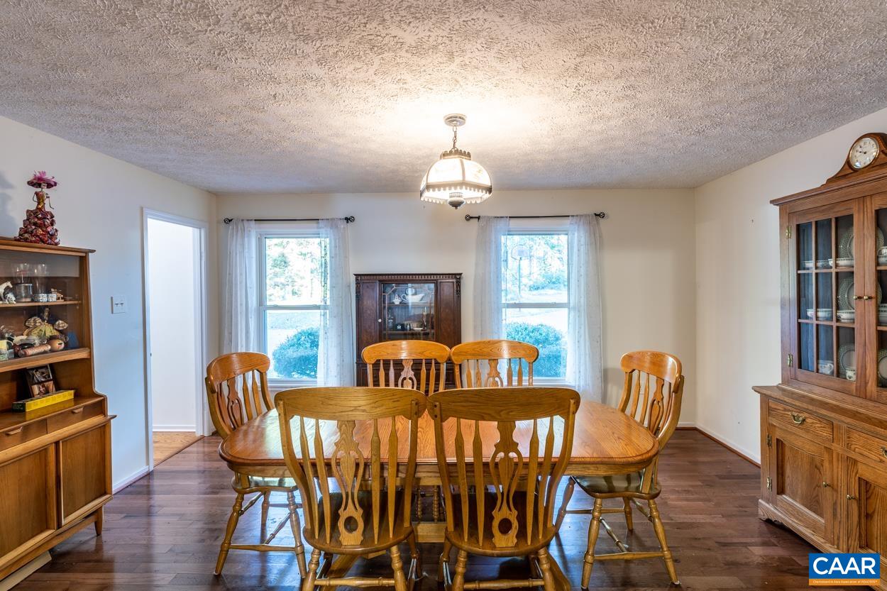 435 COURTHOUSE MOUNTAIN RD