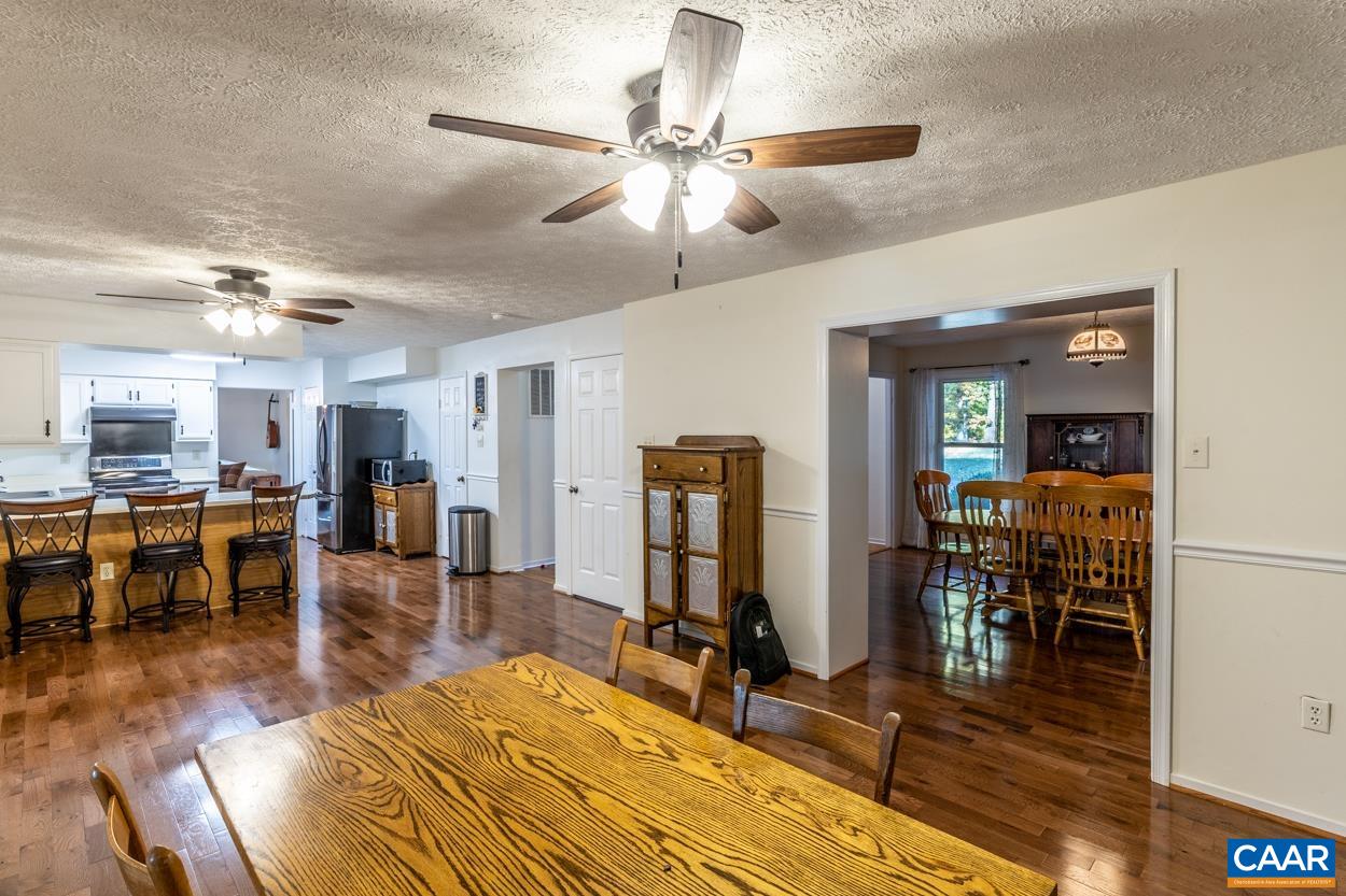 435 COURTHOUSE MOUNTAIN RD