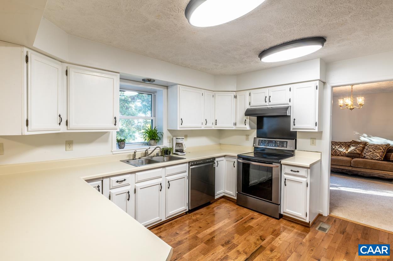 435 COURTHOUSE MOUNTAIN RD