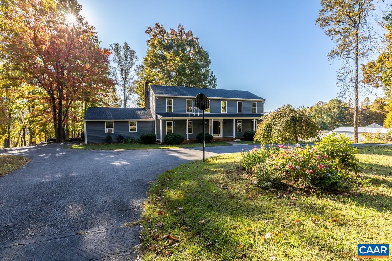 435 COURTHOUSE MOUNTAIN RD