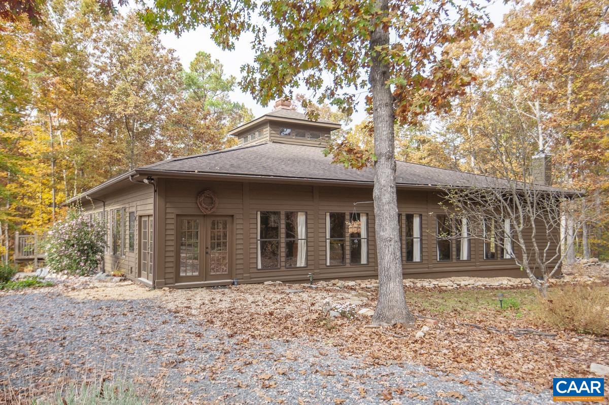 5225 HAVENWOOD LN