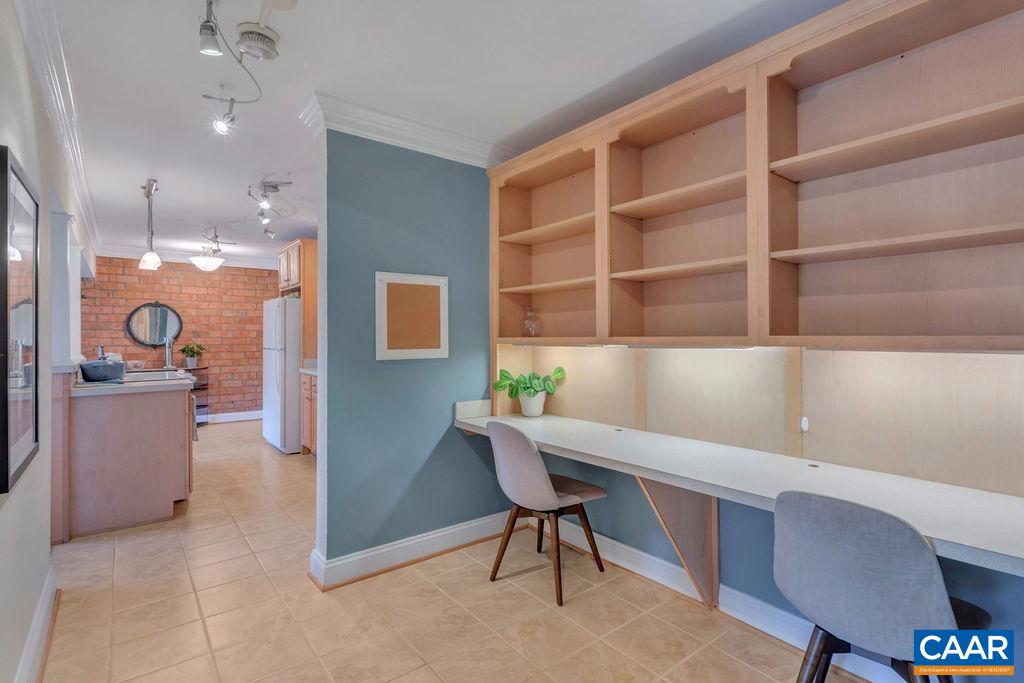 1800 JEFFERSON PARK AVE Unit: 58