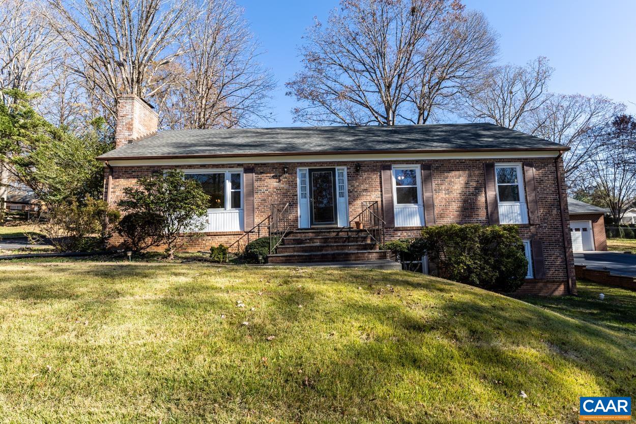 506 WESTMORELAND CT