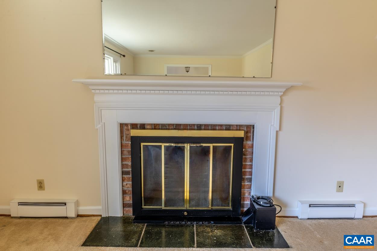 506 WESTMORELAND CT