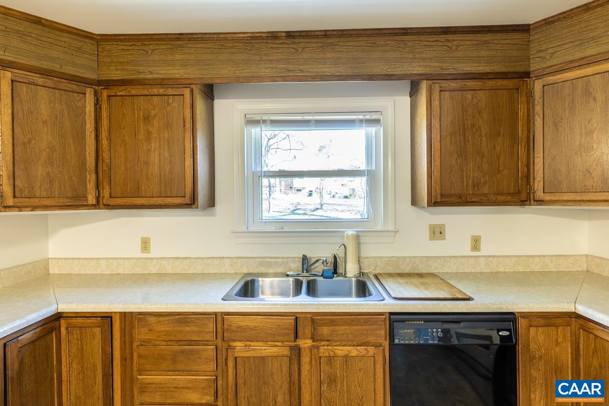 506 WESTMORELAND CT