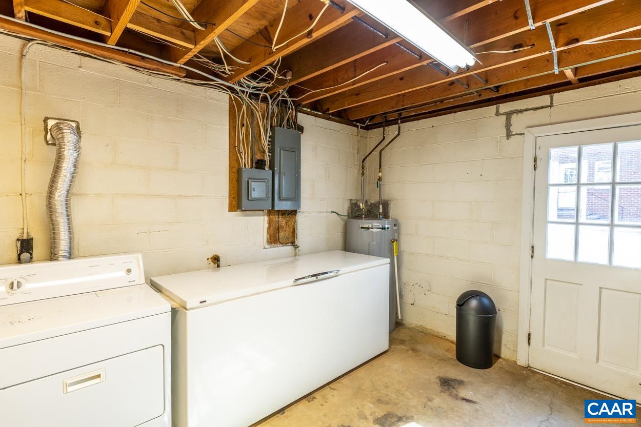 506 WESTMORELAND CT