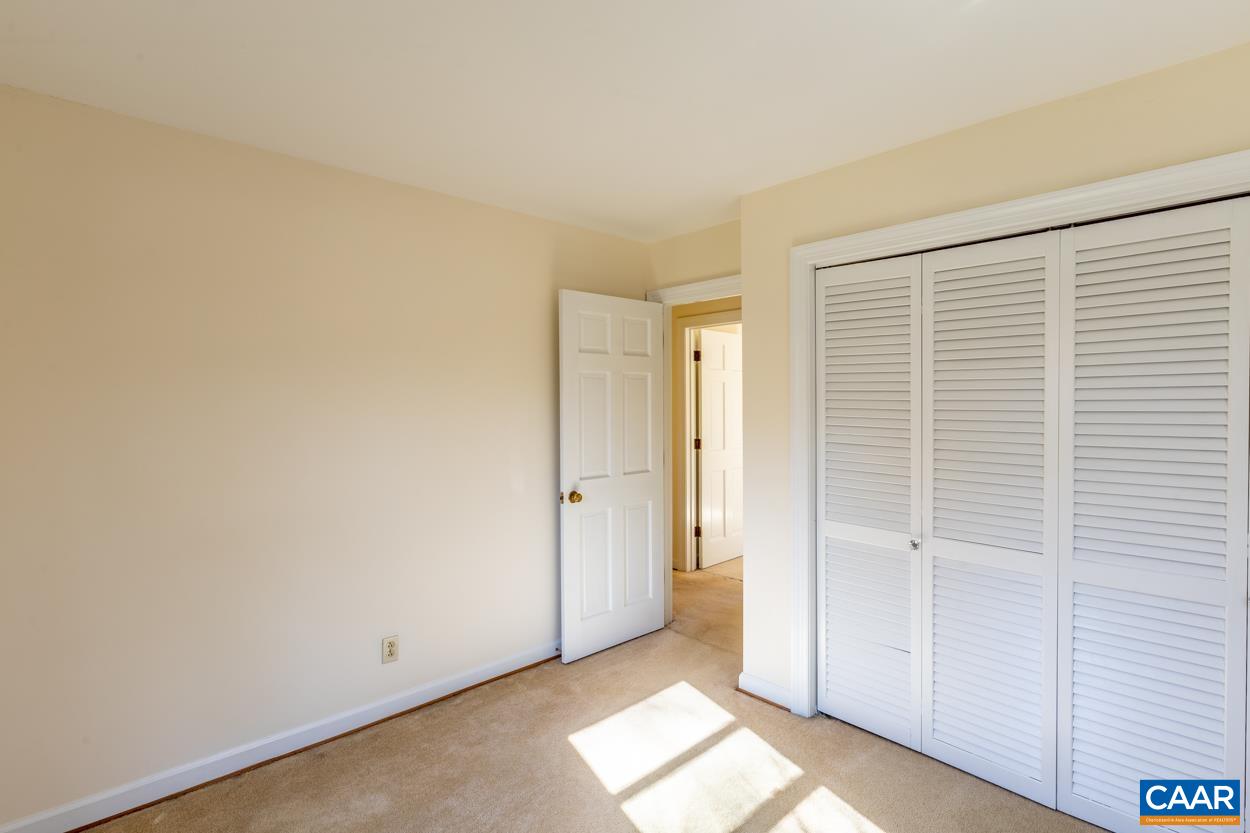506 WESTMORELAND CT