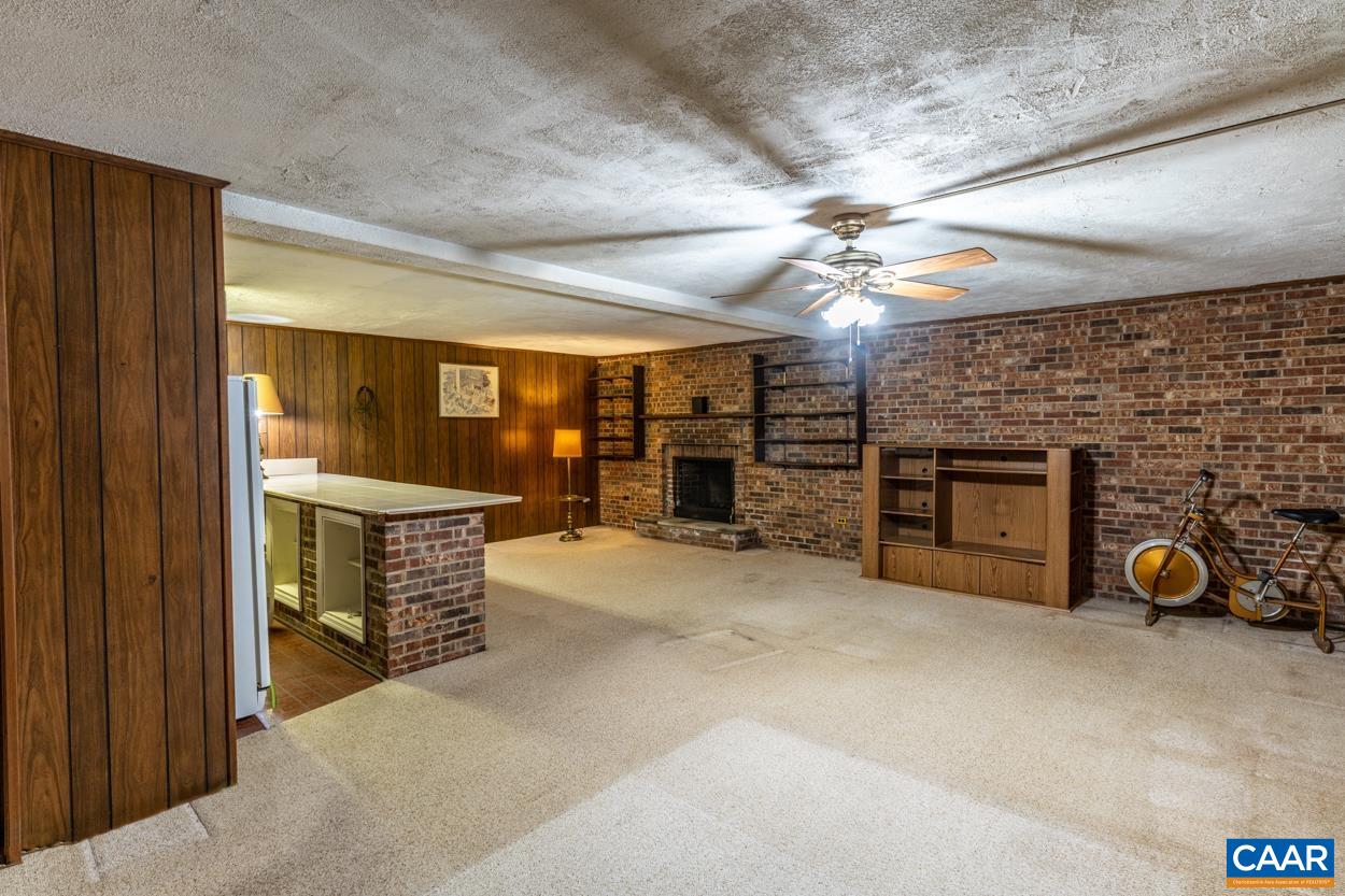 506 WESTMORELAND CT