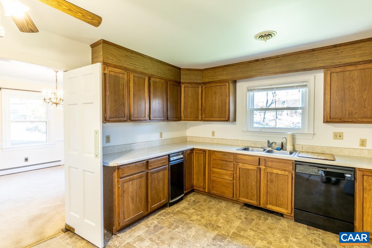 506 WESTMORELAND CT