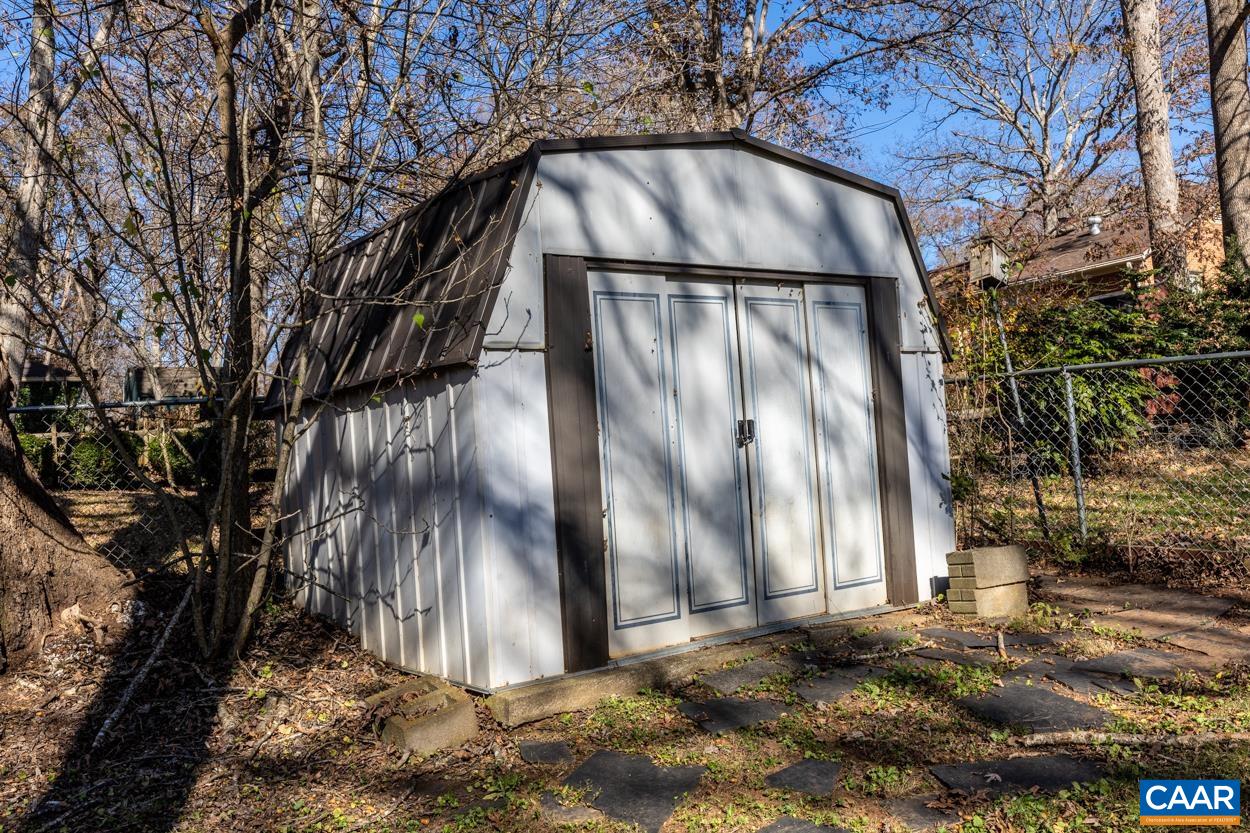 506 WESTMORELAND CT