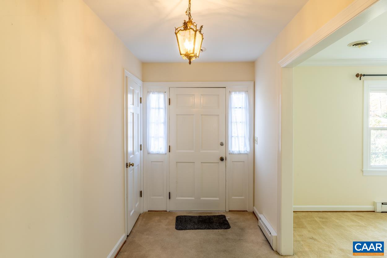 506 WESTMORELAND CT