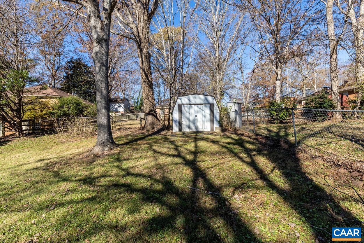 506 WESTMORELAND CT