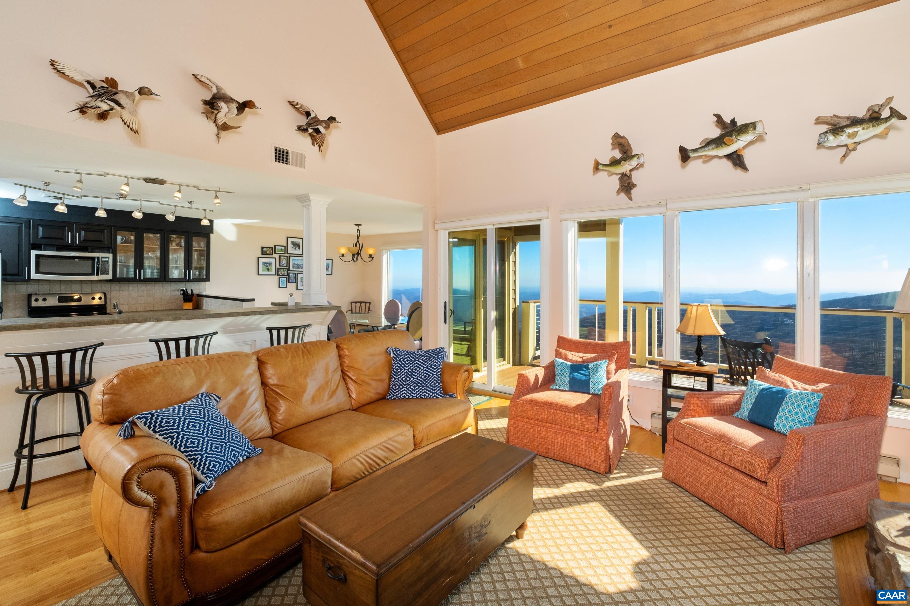 1615 OVERLOOK CONDOS Unit: 1615