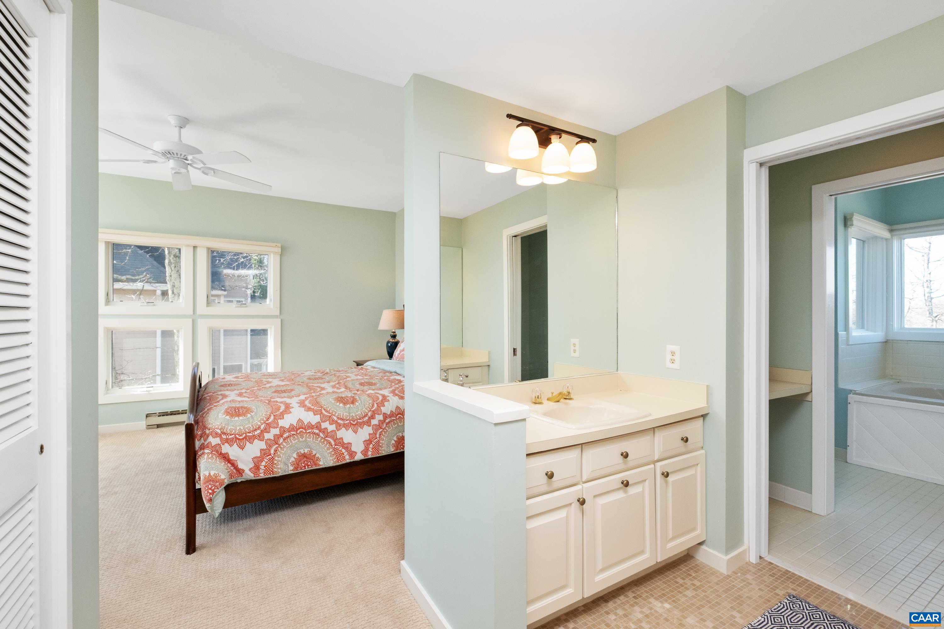 1615 OVERLOOK CONDOS Unit: 1615