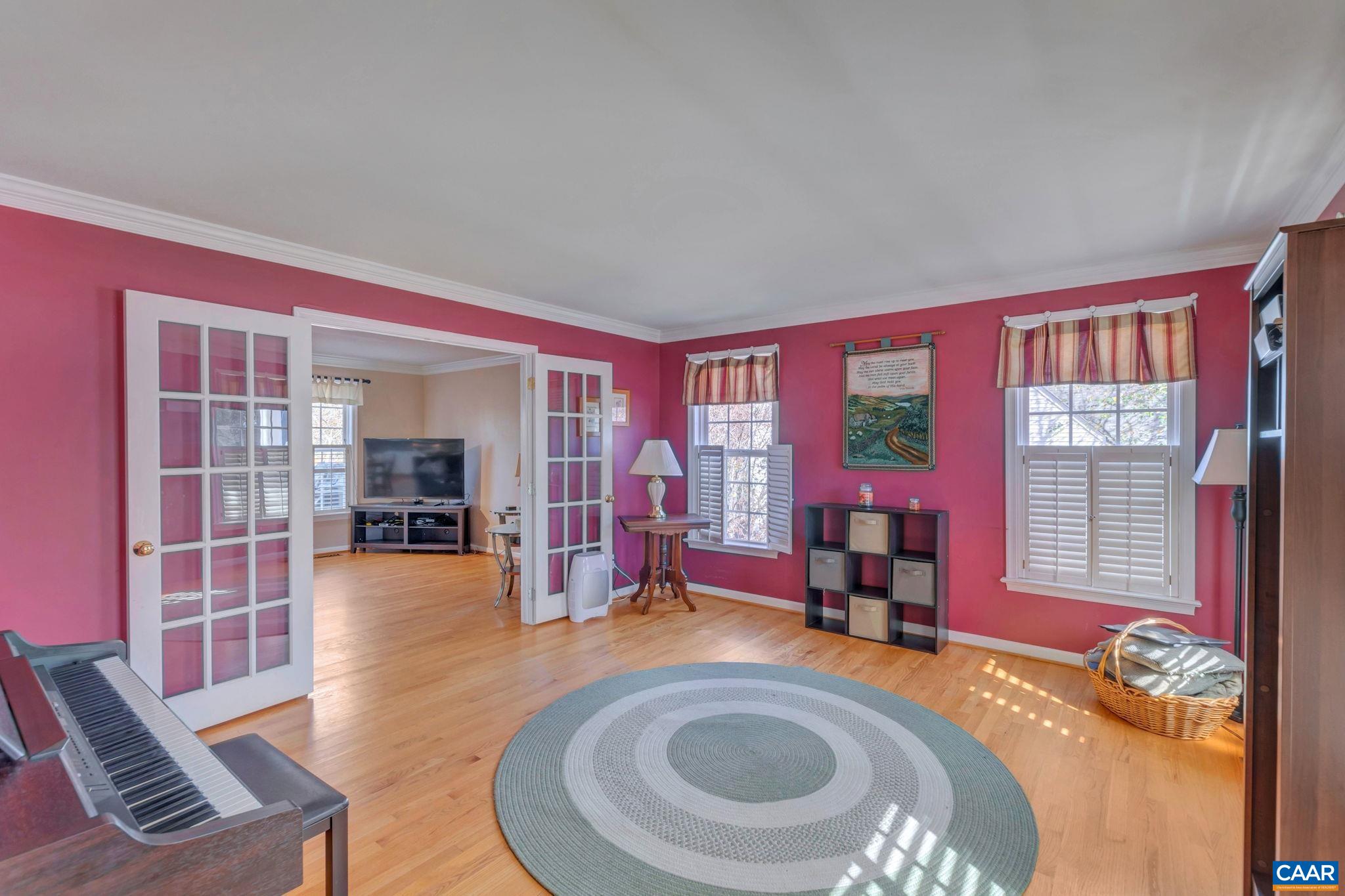 1642 OLD BROOK RD