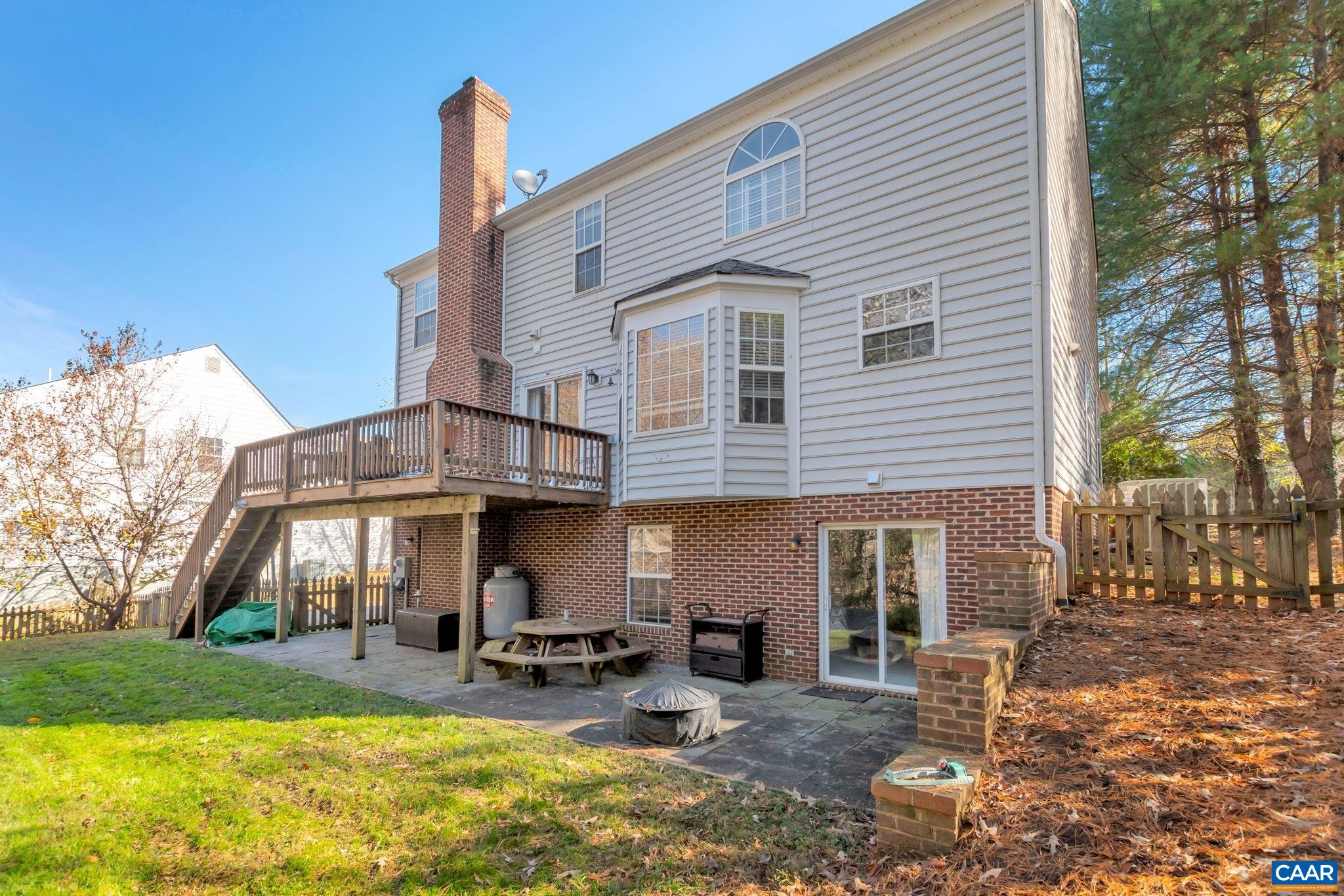 1642 OLD BROOK RD